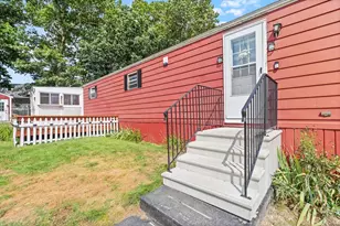 32 Kevork Ave, Marlborough, MA 01752 - Photo 4