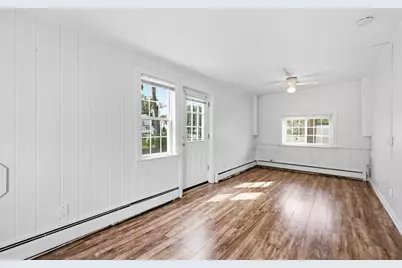 5 Noble Ave, Westfield, MA 01085 - Photo 8