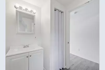 5 Noble Ave, Westfield, MA 01085 - Photo 10