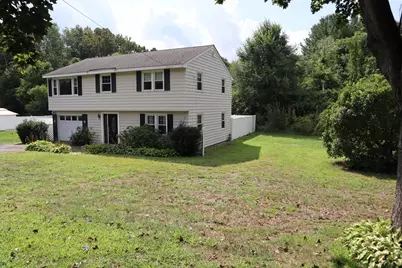 29 Fayette Rd, Bedford, MA 01730 - Photo 2