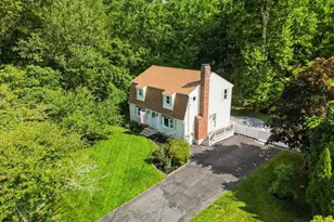 77 Briar Rd, Taunton, MA 02780 - Photo 2
