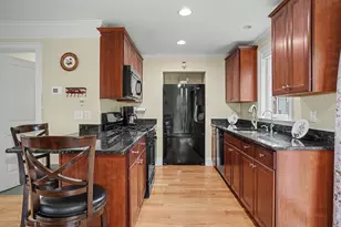 4 N Pleasant St, Natick, MA 01760 - Photo 12