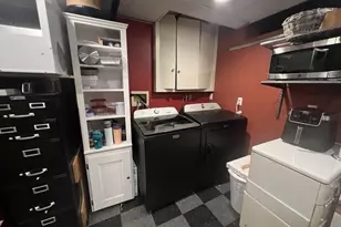 684 Washington St, Brookline, MA 02446 - Photo 6