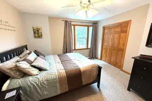 17 Fox Run Rd, Medway, MA 02053 - Photo 20