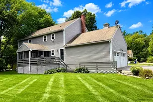 17 Fox Run Rd, Medway, MA 02053 - Photo 4