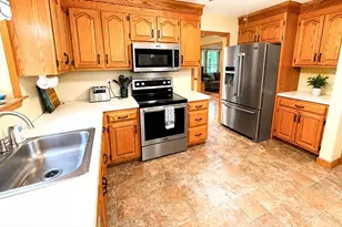 17 Fox Run Rd, Medway, MA 02053 - Photo 14