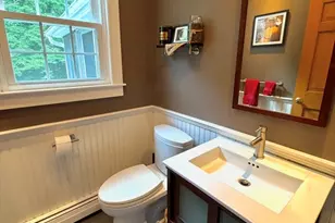 17 Fox Run Rd, Medway, MA 02053 - Photo 16