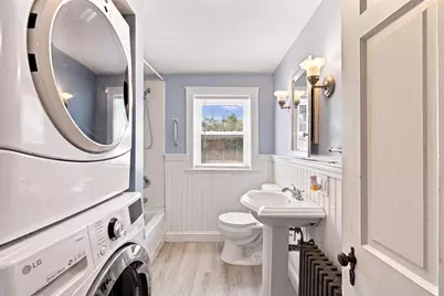 35 Walnut St, Barnstable, MA 02601 - Photo 14