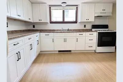 21 West Carpenter #B, Attleboro, MA 02703 - Photo 8