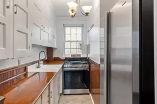 9 Glover St, Salem, MA 01970 - Photo 2