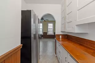 9 Glover St, Salem, MA 01970 - Photo 16