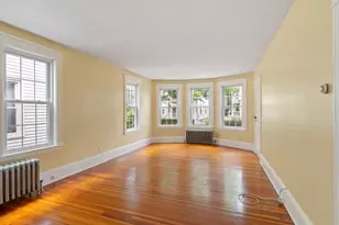 9 Glover St, Salem, MA 01970 - Photo 6