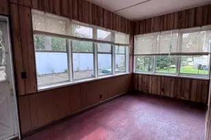 7 Globe St, Attleboro, MA 02703 - Photo 14