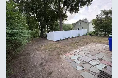 7 Globe St, Attleboro, MA 02703 - Photo 20