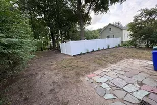 7 Globe St, Attleboro, MA 02703 - Photo 20