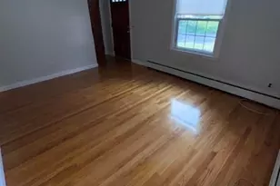 7 Globe St, Attleboro, MA 02703 - Photo 4