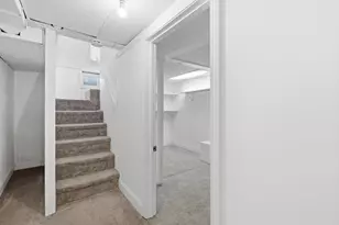 66 Upland, Springfield, MA 01104 - Photo 24