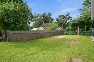 66 Upland, Springfield, MA 01104 - Photo 38