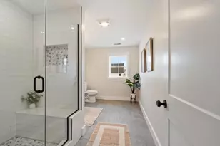 688 Westford St, Lowell, MA 01851 - Photo 32