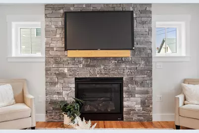 688 Westford St, Lowell, MA 01851 - Photo 18