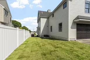 688 Westford St, Lowell, MA 01851 - Photo 4