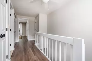 512 Ridgefield Cir, Clinton, MA 01510 - Photo 14