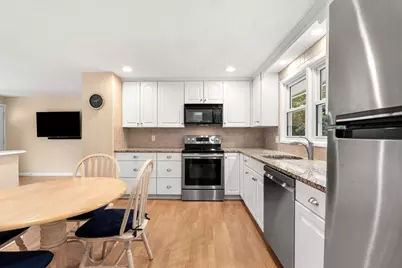 25 Glen Drive, Peabody, MA 01960 - Photo 14