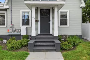 43 Standish St, Weymouth, MA 02191 - Photo 4