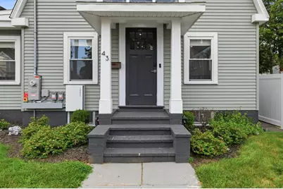 43 Standish St, Weymouth, MA 02191 - Photo 4