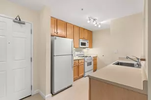 38 Village Rd, Middleton, MA 01949 - Photo 12
