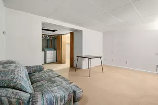 12 Winifred Ave, Worcester, MA 01602 - Photo 12