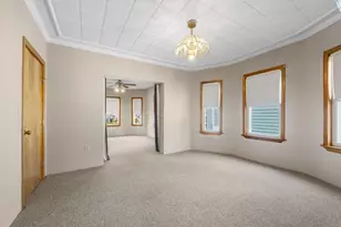 30 Ashland St, Malden, MA 02148 - Photo 12
