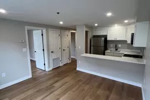 7 Oak St, Peabody, MA 01960 - Photo 1