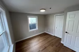 7 Oak St, Peabody, MA 01960 - Photo 6