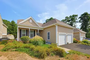 109 Old Field Rd, Plymouth, MA 02360 - Photo 2