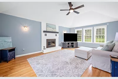 73 Minehan Ln, Marlborough, MA 01752 - Photo 10