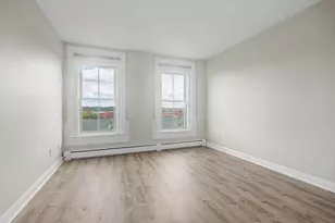 164 High St, Holyoke, MA 01040 - Photo 2