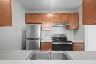 164 High St, Holyoke, MA 01040 - Photo 4