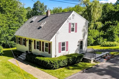 41-A Hampstead St, Methuen, MA 01844 - Photo 2