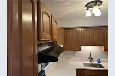 109 Oak Ln #6, Brockton, MA 02301 - Photo 8