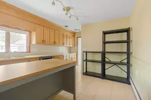 13 Rawson Rd, Arlington, MA 02474 - Photo 14