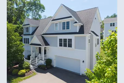 18 Craftsman #16, Grafton, MA 01560 - Photo 2