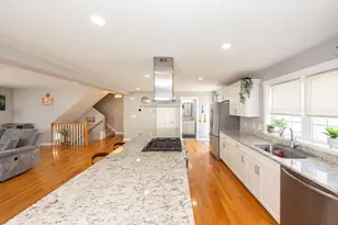 18 Craftsman, Grafton, MA 01560 - Photo 4