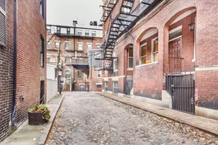 29 Fayette St, Boston, MA 02116 - Photo 16