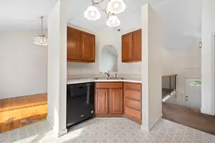 15 Wasilla Dr, Worcester, MA 01604 - Photo 10