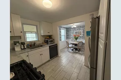 216 Quincy Shore Dr, Quincy, MA 02171 - Photo 2
