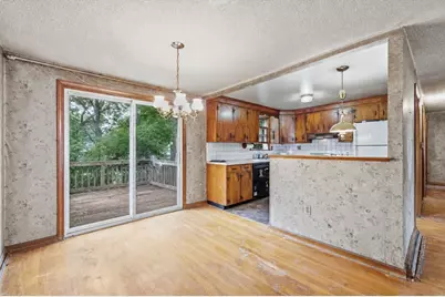 27 Forest Park Ave, Billerica, MA 01862 - Photo 2