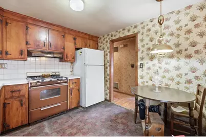 27 Forest Park Ave, Billerica, MA 01862 - Photo 4