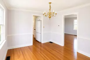 8 Baker Ave, Lexington, MA 02421 - Photo 4