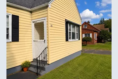 711 Newbury St, Springfield, MA 01104 - Photo 2